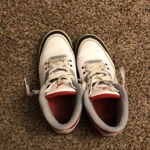 Men’s size 7 Jordan 3s